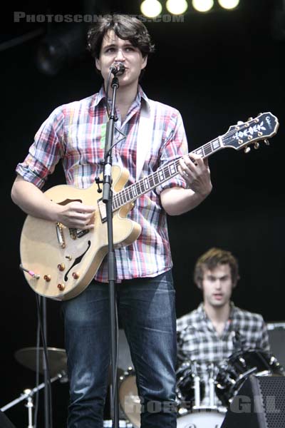 VAMPIRE WEEKEND - 2009-08-28 - SAINT CLOUD - Domaine National - Grande Scene - 